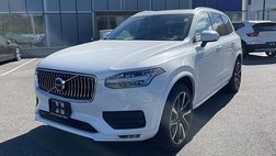 2022 Volvo XC90 T6 Momentum 7-Passenger