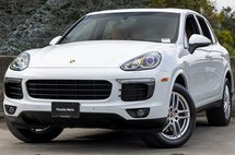 2018 Porsche Cayenne Platinum Edition