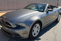 2014 Ford Mustang V6