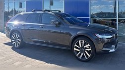 2021 Volvo V90 Cross Country T6