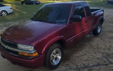 2000 Chevrolet S-10 
