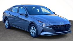 2023 Hyundai Elantra SE