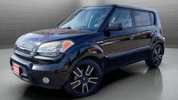 2010 Kia Soul +