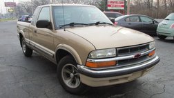 2000 Chevrolet S-10 LS