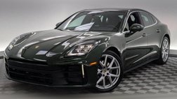 2025 Porsche Panamera 4