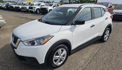 2020 Nissan Kicks S