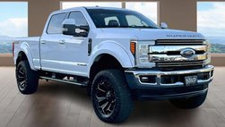 2017 Ford Super Duty F-350 Lariat