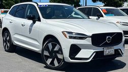 2025 Volvo XC60 T8 Plus Dark Theme