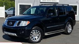 2012 Nissan Pathfinder LE