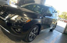 2017 Nissan Pathfinder Platinum