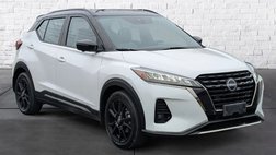 2022 Nissan Kicks SR