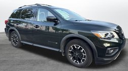2020 Nissan Pathfinder SL