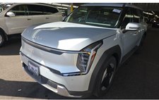 2024 Kia EV9 Light Long Range