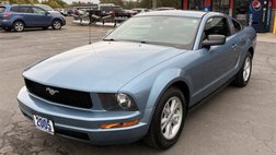 2005 Ford Mustang V6 Deluxe