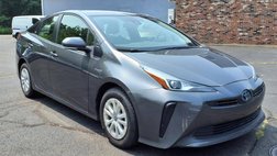 2021 Toyota Prius LE