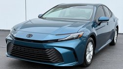 2025 Toyota Camry LE FWD