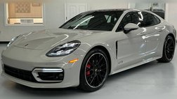 2023 Porsche Panamera GTS
