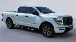 2024 Nissan Titan SV