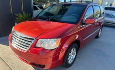 2009 Chrysler Town and Country Touring
