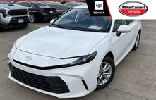 2025 Toyota Camry Hybrid LE
