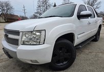2007 Chevrolet Avalanche LT RWD