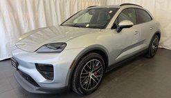 2025 Porsche Macan 4S Electric