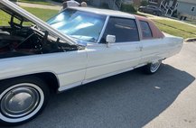 1974 Cadillac DeVille d���Elegance