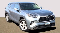 2022 Toyota Highlander LE