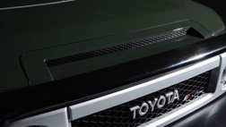 2014 Toyota FJ Cruiser Base