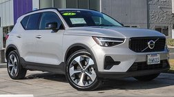 2024 Volvo XC40 XC40 Core, B5 AWD Gas (mild hybrid), Gasoline, Dark