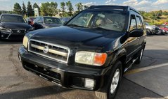 2004 Nissan Pathfinder SE