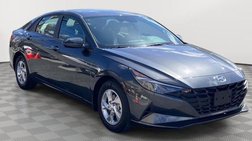 2023 Hyundai Elantra SE