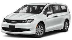 2020 Chrysler Voyager LX