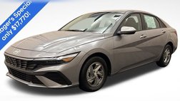 2025 Hyundai Elantra SE