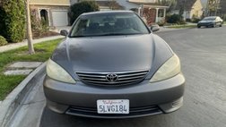 2005 Toyota Camry LE