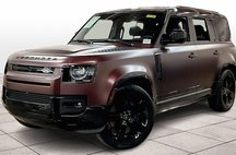 2025 Land Rover Defender 110 P400 Sedona Red