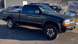 2002 Chevrolet S-10 LS