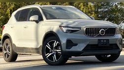 2025 Volvo XC40 B5 Core Bright Theme