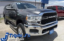 2022 Ram Ram Pickup 2500 Tradesman Crew Cab SWB 4WD