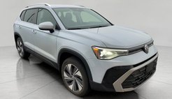 2025 Volkswagen Taos SE 4Motion
