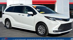 2022 Toyota Sienna XLE