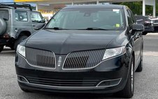 2016 Lincoln MKT Base
