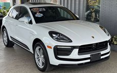 2024 Porsche Macan T