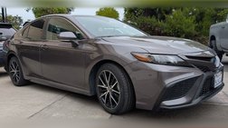 2023 Toyota Camry Hybrid SE