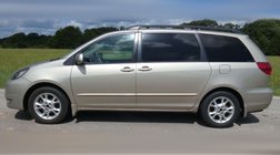 2005 Toyota Sienna XLE