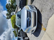 2011 Volkswagen Tiguan SE