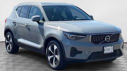 2025 Volvo XC40 B5 Core Bright Theme