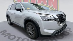 2023 Nissan Pathfinder S