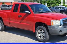 2005 Dodge Dakota ST