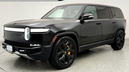 2023 Rivian R1S Adventure